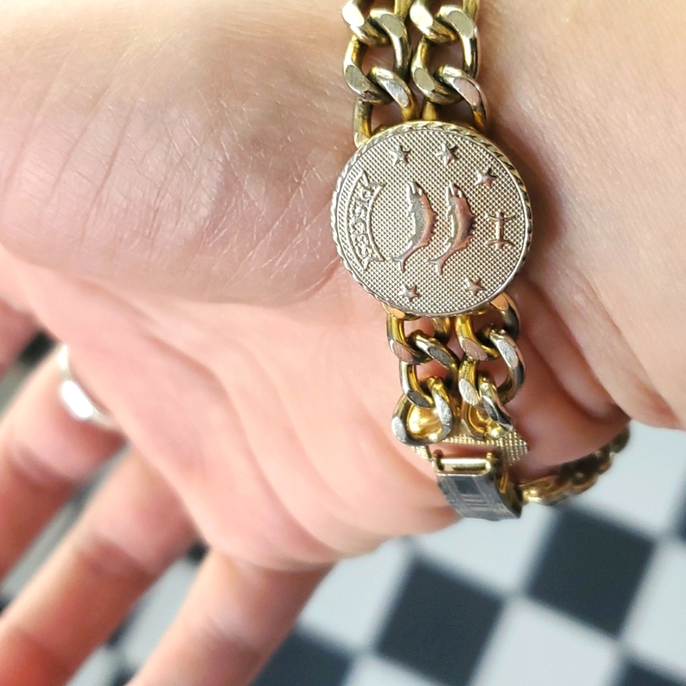 Vintage Goldtone Pisces bracelet - Picture 4 of 5